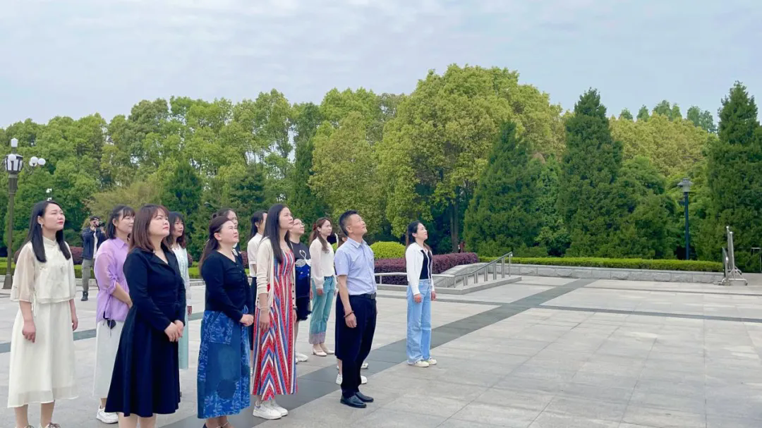 155809122.png 3.webp.png