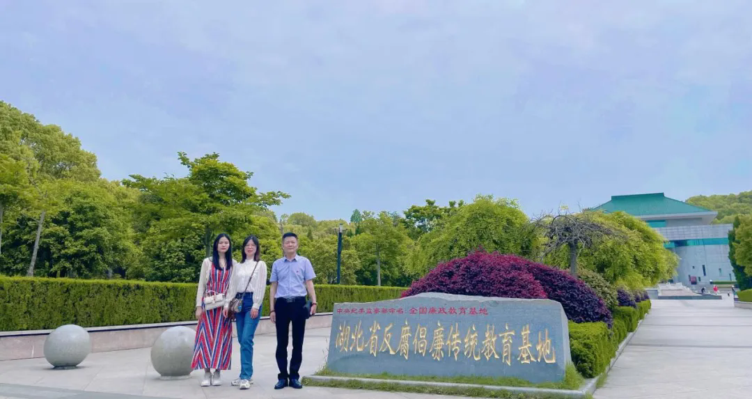 155928322.png 1.webp.png