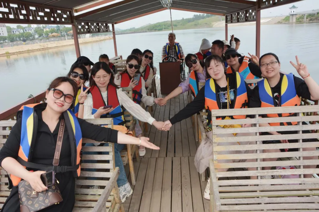 161120965.png 8.webp.png